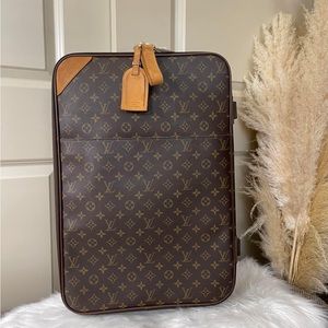 COPY - Louis Vuitton Pegase 55 Monogram